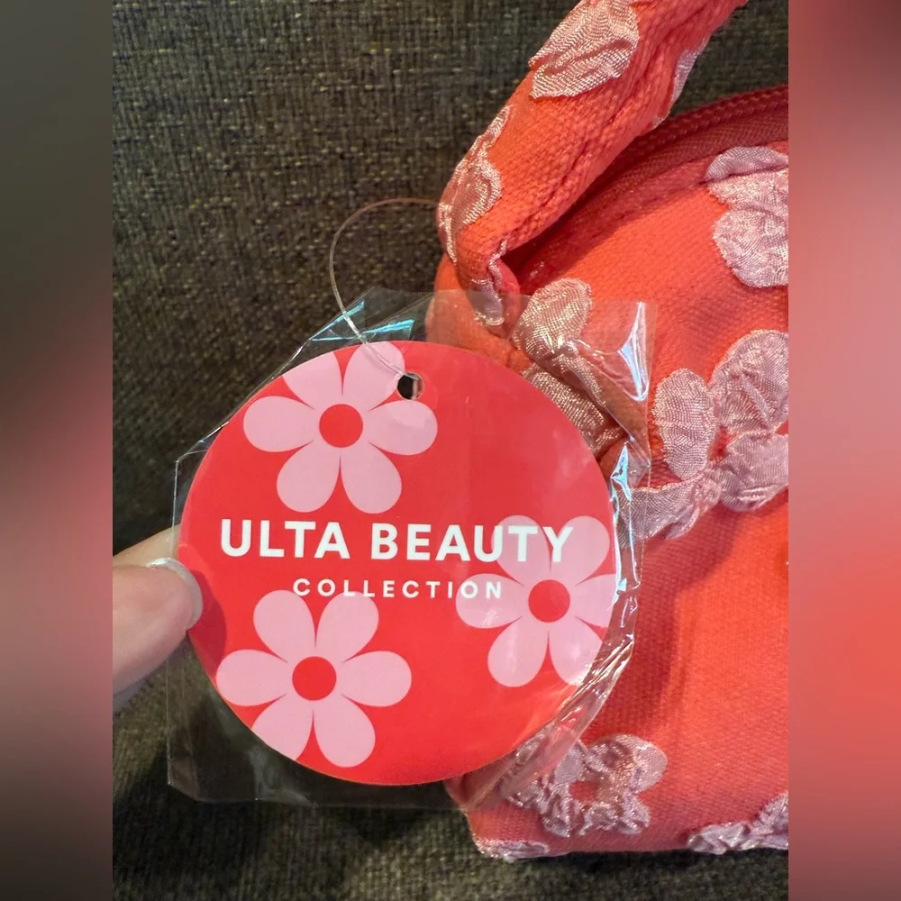 Ulta Makeup bag with makeup - Picture 7 of 12